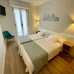 Txiki Polit Guest house 2*