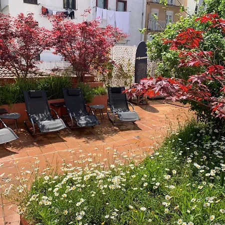 Txiki Polit Guest house 2*