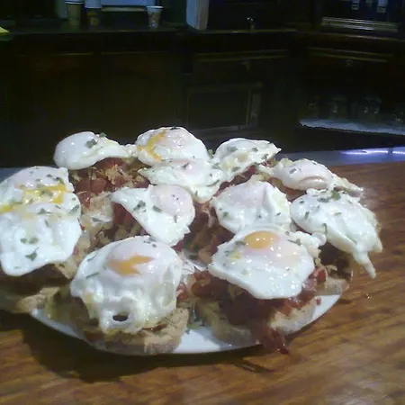 Txiki Polit Guest house 2*