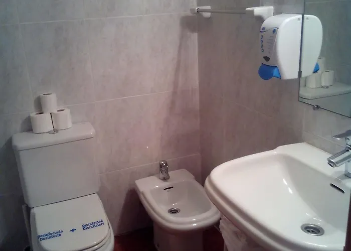 Txiki Polit Pensionat 2*