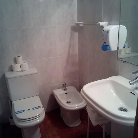 Txiki Polit ゲストハウス 2*